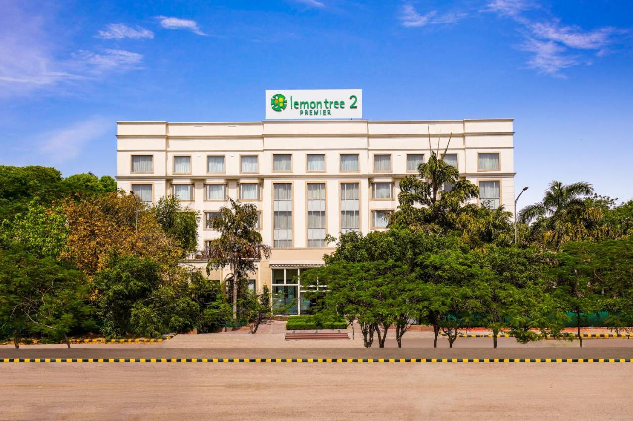 Lemon Tree Premier 2, Gurugram Ξενοδοχείο Γκουργκάον Εξωτερικό φωτογραφία
