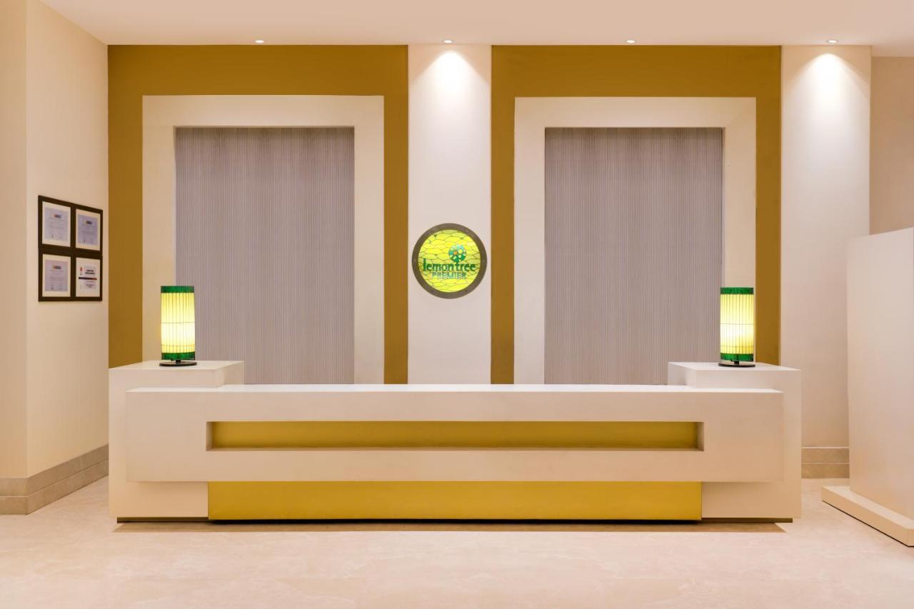 Lemon Tree Premier 2, Gurugram Ξενοδοχείο Γκουργκάον Εξωτερικό φωτογραφία