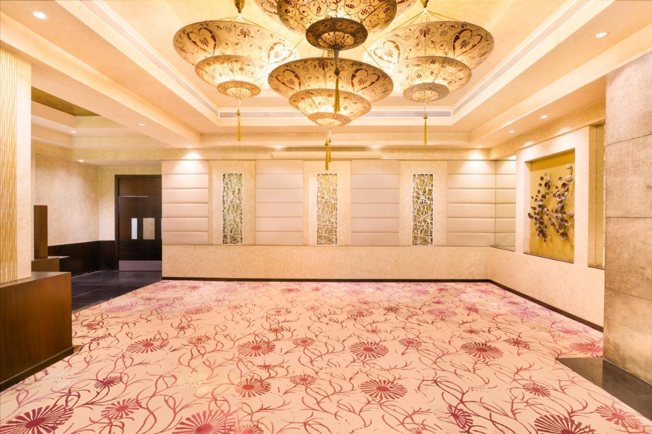 Lemon Tree Premier 2, Gurugram Ξενοδοχείο Γκουργκάον Εξωτερικό φωτογραφία